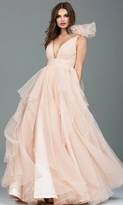 Act Now Jovani 55210 - Sleeveless Empire Ballgown
