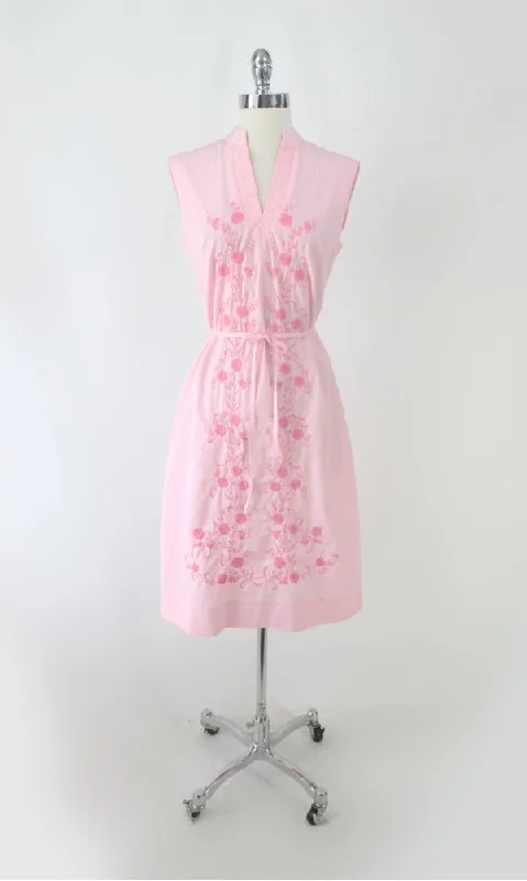Major Savings Vintage 60s Tesoros Pink Embroidered Shift Dress M