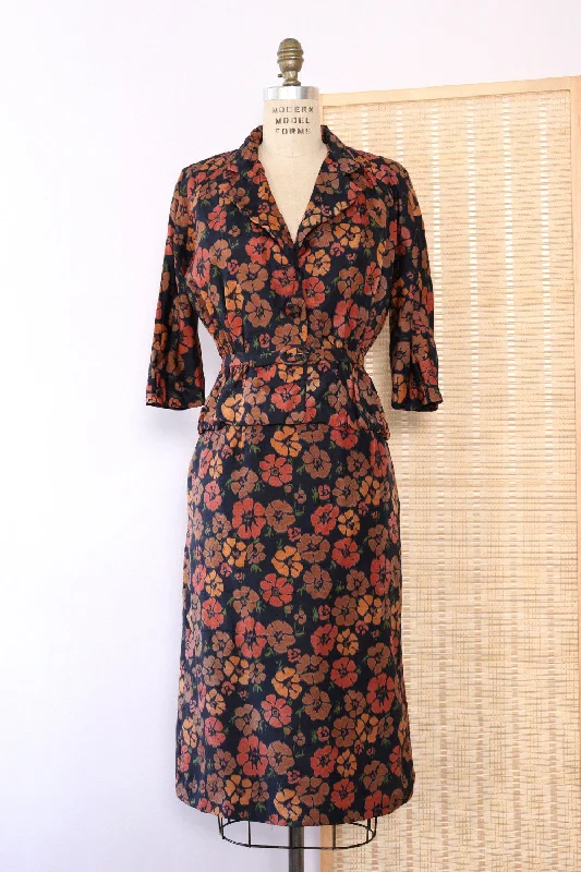 Special Savings 1940s Autumn Floral Skirt Suit S