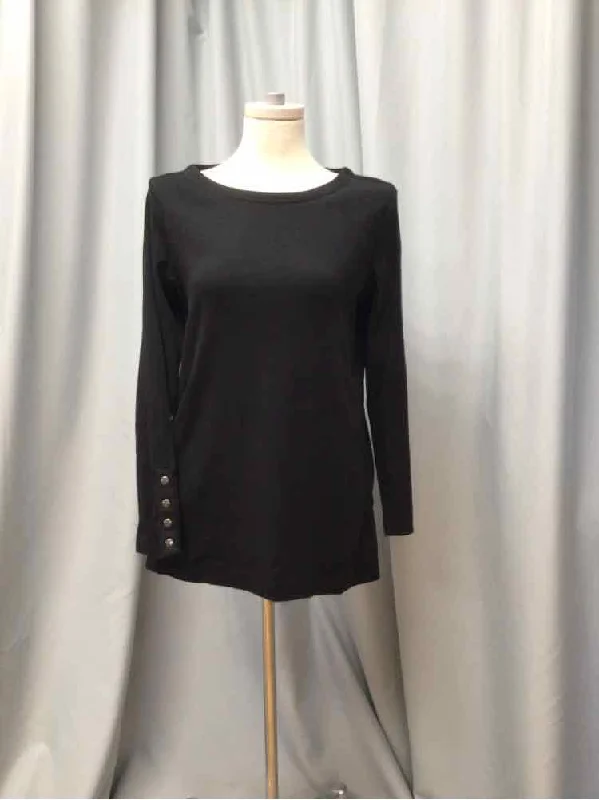 CHICOS SIZE MEDIUM Ladies TOP