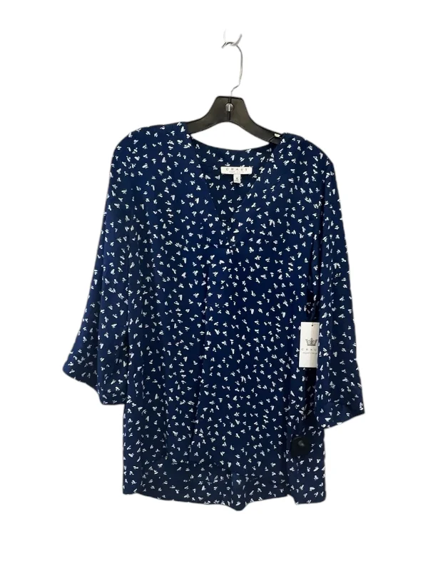 Top 3/4 Sleeve By Chaus In Blue & White, Size: M